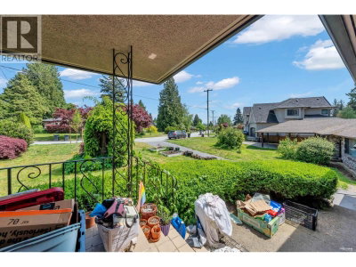 959 CAITHNESS Crescent | Port Moody British Columbia | Slide Image Thirty-five