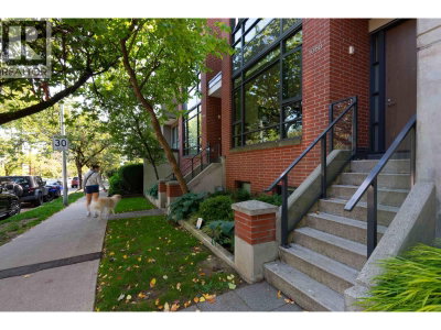 1088 7TH Avenue | Vancouver British Columbia | Slide Image Thirty-two