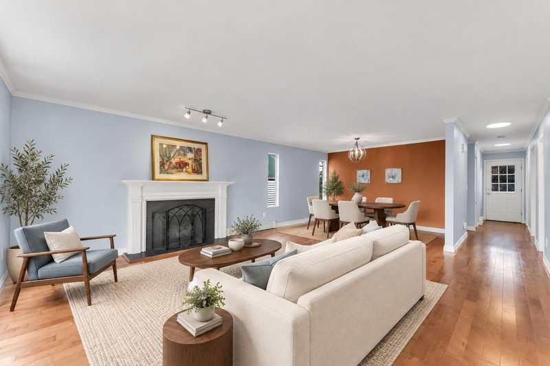 15555 BUENA VISTA Avenue White Rock British Columbia, V4B 1Y9 - 4 Bedrooms Home For Sale