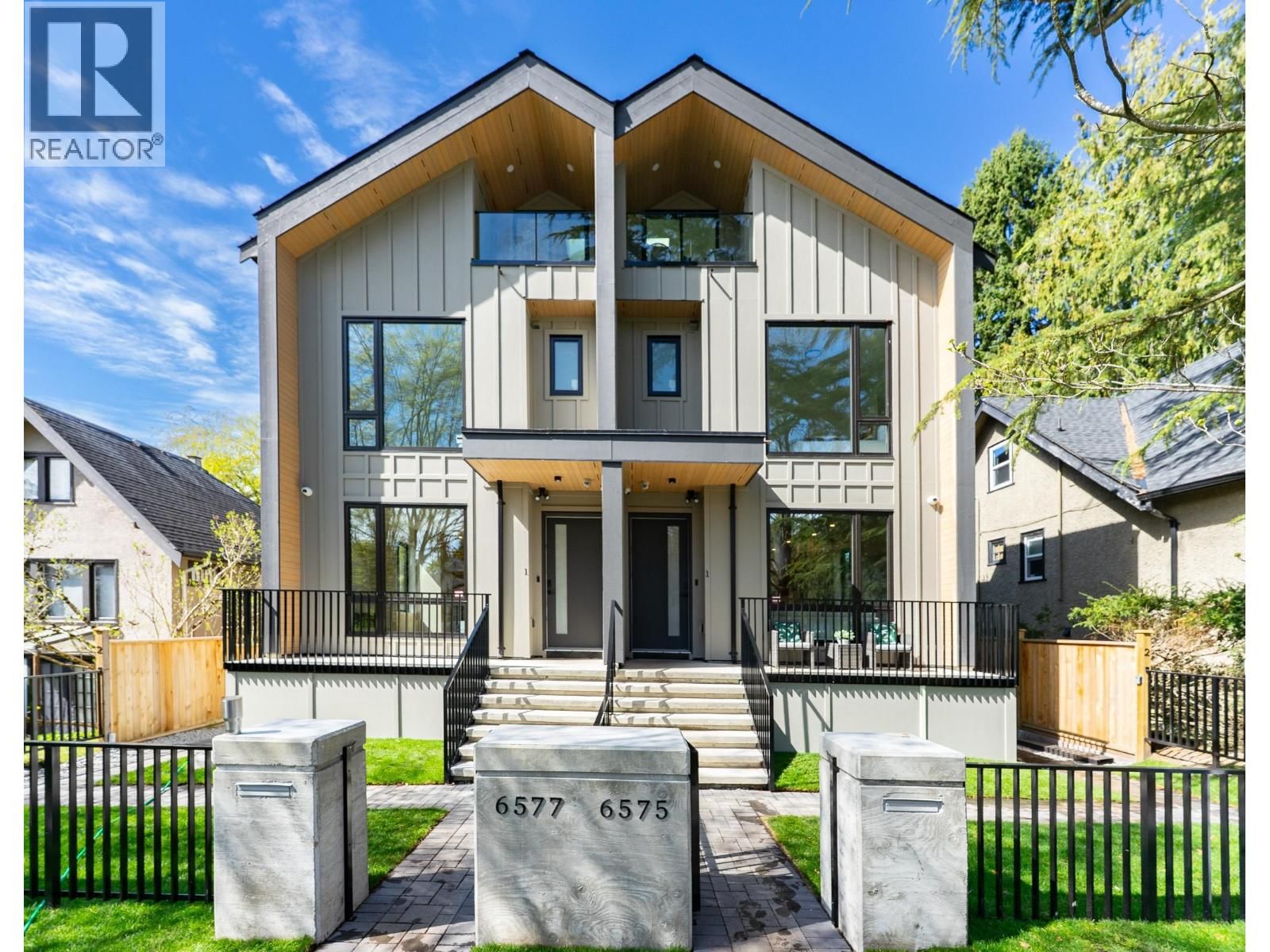 6577 LIME Street, Vancouver, British Columbia V6P 5V7