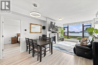 14200 RIVERPORT Way | Richmond British Columbia | Slide Image Two