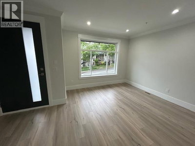 24308 101A Avenue | Maple Ridge British Columbia | Slide Image Three