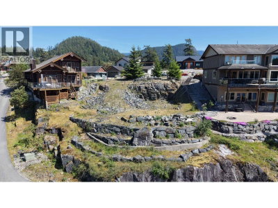 4622 SINCLAIR BAY Road | Garden Bay British Columbia | Slide Image Three