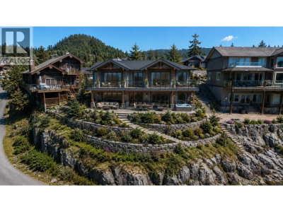 4622 SINCLAIR BAY Road | Garden Bay British Columbia | Slide Image Four