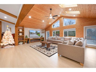 15435 KILLARNEY Place | Surrey British Columbia | Slide Image Three