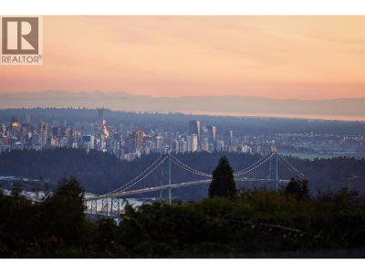 875 EYREMOUNT Drive | West Vancouver British Columbia | Slide Image Thirty-three