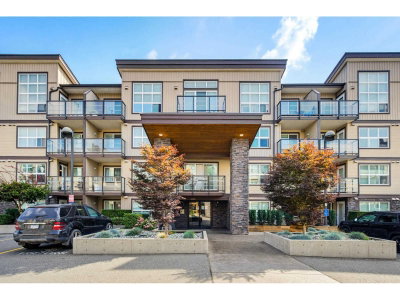 30525 CARDINAL Avenue | Abbotsford British Columbia | Slide Image Two