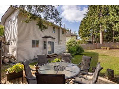 15733 98A Avenue | Surrey British Columbia | Slide Image Thirty-five