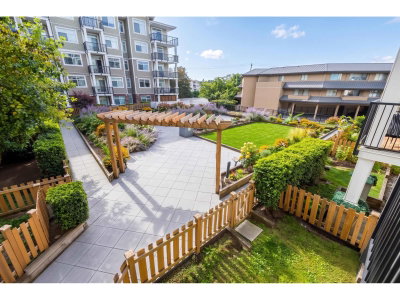 20686 EASTLEIGH Crescent | Langley British Columbia | Slide Image Eight