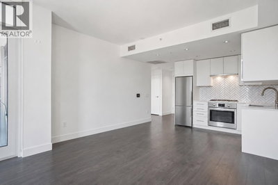 2435 KINGSWAY | Vancouver British Columbia | Slide Image Thirteen