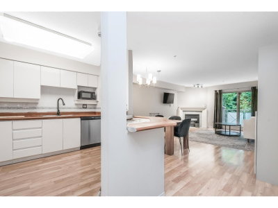 15140 29A Avenue | Surrey British Columbia | Slide Image Twelve