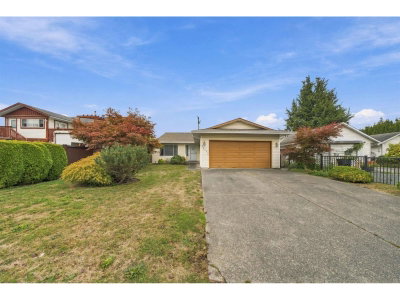18366 64 Avenue | Surrey British Columbia | Slide Image Six
