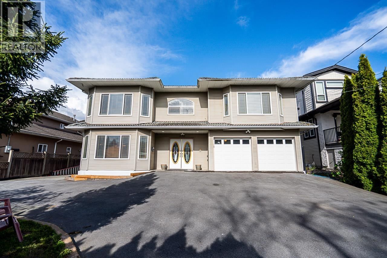 319 LAWRENCE Street, New Westminster, British Columbia V3M 5L3
