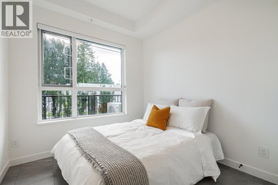 623 KEMSLEY Avenue | Coquitlam British Columbia | Slide Image Nineteen