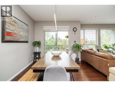 3138 DAYANEE SPRINGS Boulevard | Coquitlam British Columbia | Slide Image Ten