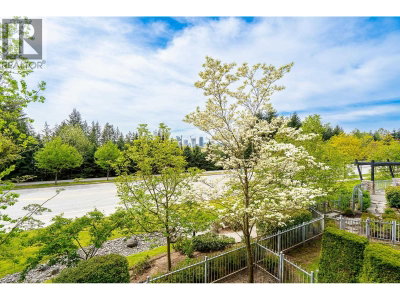 3138 DAYANEE SPRINGS Boulevard | Coquitlam British Columbia | Slide Image Sixteen