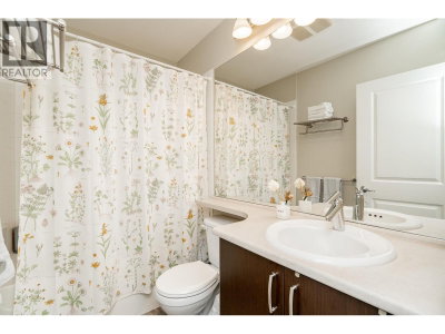 3138 DAYANEE SPRINGS Boulevard | Coquitlam British Columbia | Slide Image Twenty