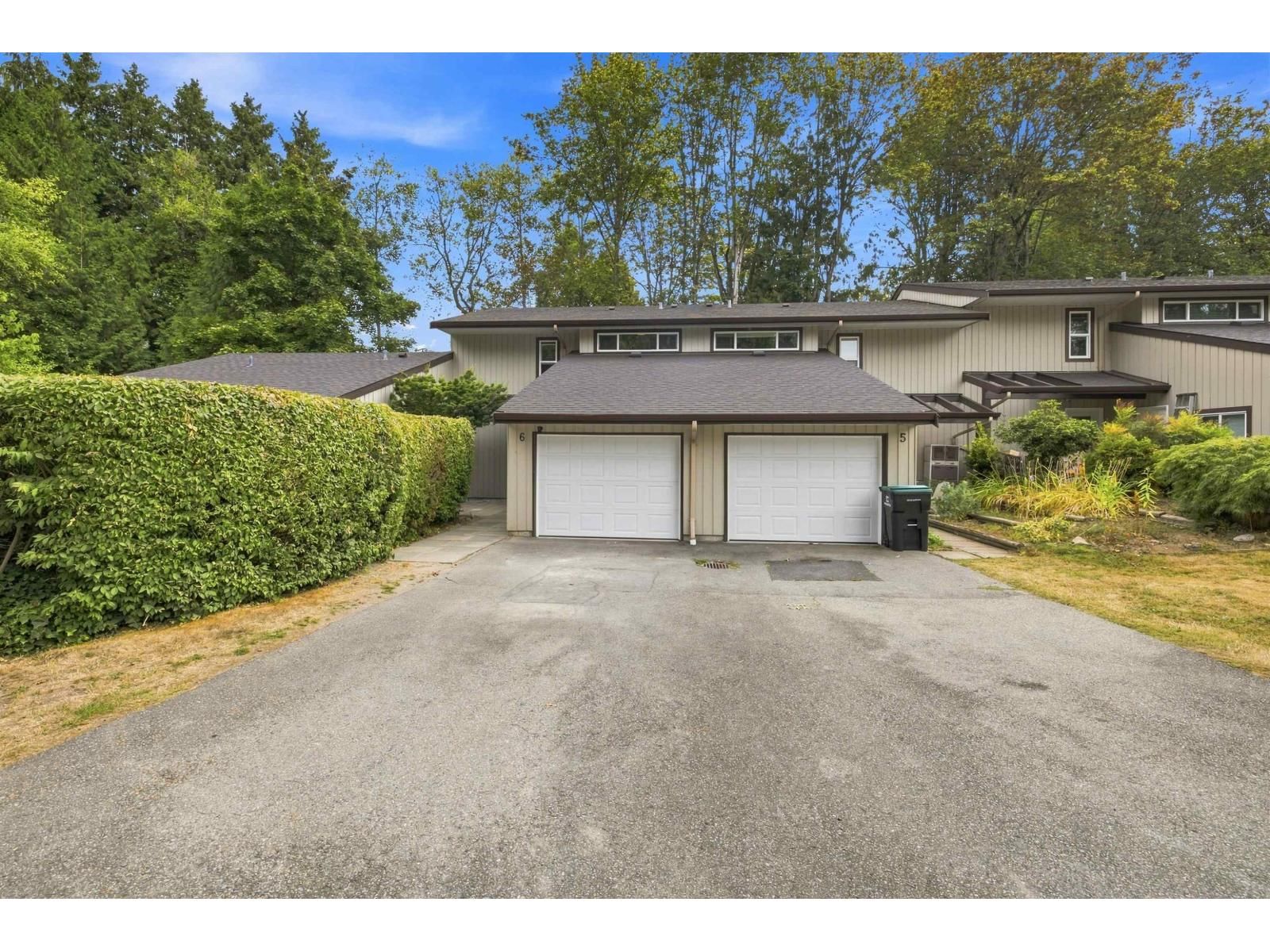 4860 207 Street, Langley, British Columbia V3A 2E3