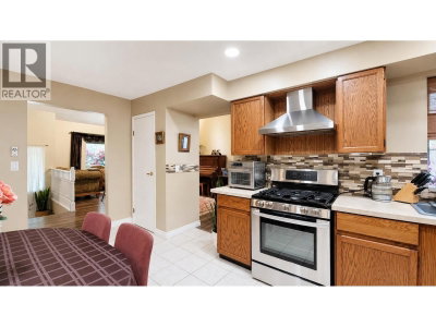 2961 WALTON Avenue | Coquitlam British Columbia | Slide Image Sixteen