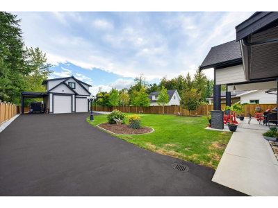24318 40 Avenue | Langley British Columbia | Slide Image Thirty-seven