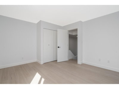17708 60 Avenue | Surrey British Columbia | Slide Image Seventeen