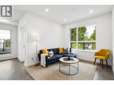623 KEMSLEY Avenue | Coquitlam British Columbia | Slide Image Thirteen