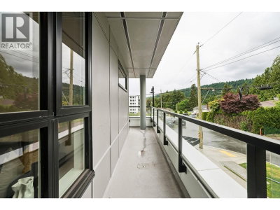 623 KEMSLEY Avenue | Coquitlam British Columbia | Slide Image Thirty-five