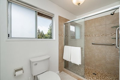 15121 19 Avenue | Surrey British Columbia | Slide Image Twenty-five