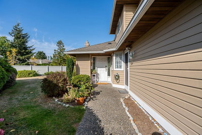 15121 19 Avenue | Surrey British Columbia | Slide Image Three