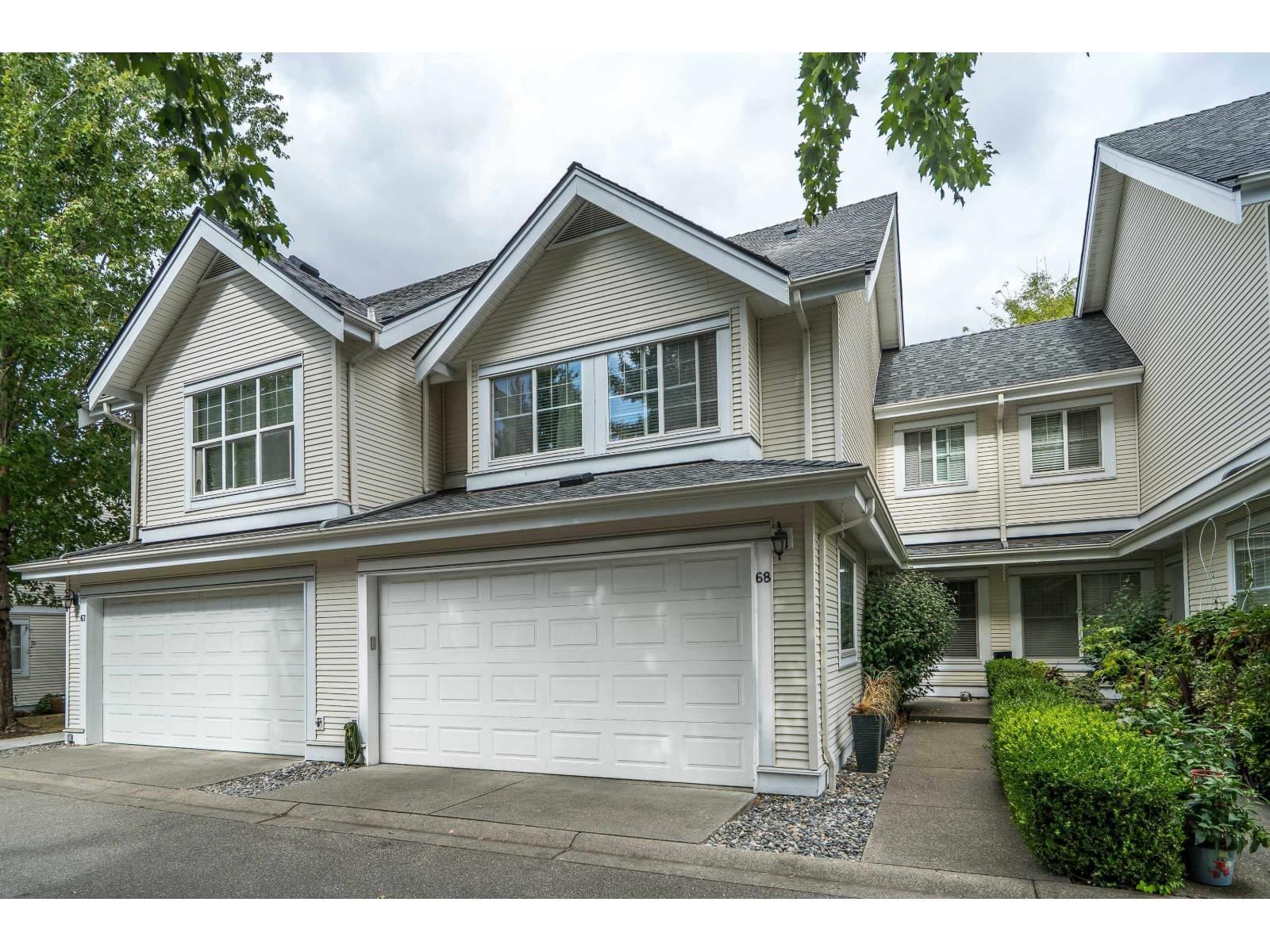 17097 64 Avenue, Surrey, British Columbia V3S 1Y5