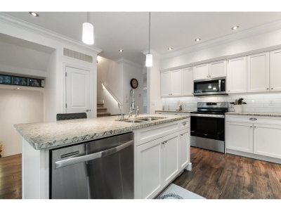 44849 ANGLERS Boulevard | Chilliwack British Columbia | Slide Image Eight