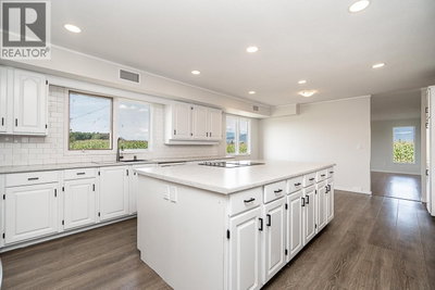 14017 HALE Road | Pitt Meadows British Columbia | Slide Image Thirteen