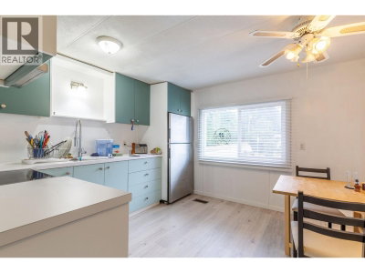 21163 LOUGHEED Highway | Maple Ridge British Columbia | Slide Image Twelve