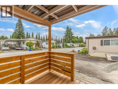 21163 LOUGHEED Highway | Maple Ridge British Columbia | Slide Image Twenty-seven