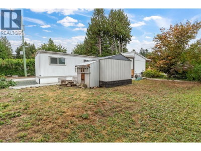 21163 LOUGHEED Highway | Maple Ridge British Columbia | Slide Image Twenty-nine