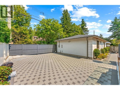2867 44TH Avenue | Vancouver British Columbia | Slide Image Thirty-five