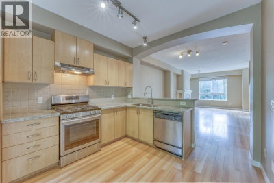 2978 WHISPER Way | Coquitlam British Columbia | Slide Image Eight