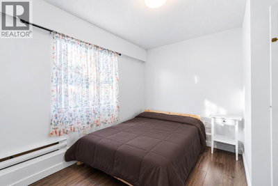 8680 CITADEL Crescent | Richmond British Columbia | Slide Image Thirteen
