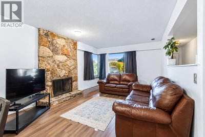8680 CITADEL Crescent | Richmond British Columbia | Slide Image Three