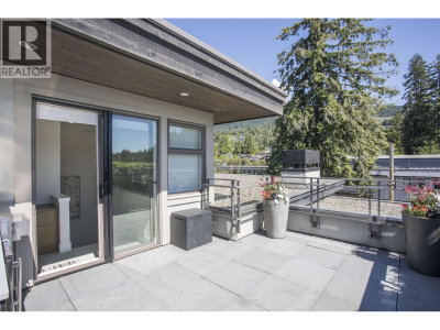 2432 HAYWOOD Avenue | West Vancouver British Columbia | Slide Image One