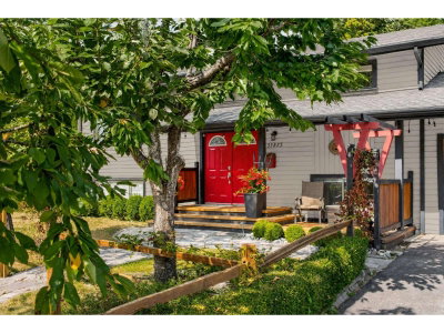 35275 WELLS GRAY Avenue | Abbotsford British Columbia | Slide Image Ten