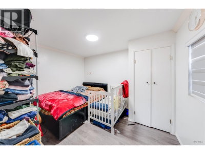 249 PEMBINA Street | New Westminster British Columbia | Slide Image Thirty-two