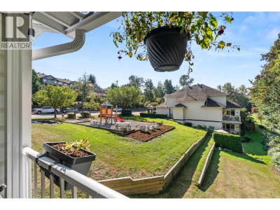 11355 COTTONWOOD Drive | Maple Ridge British Columbia | Slide Image Thirty-two