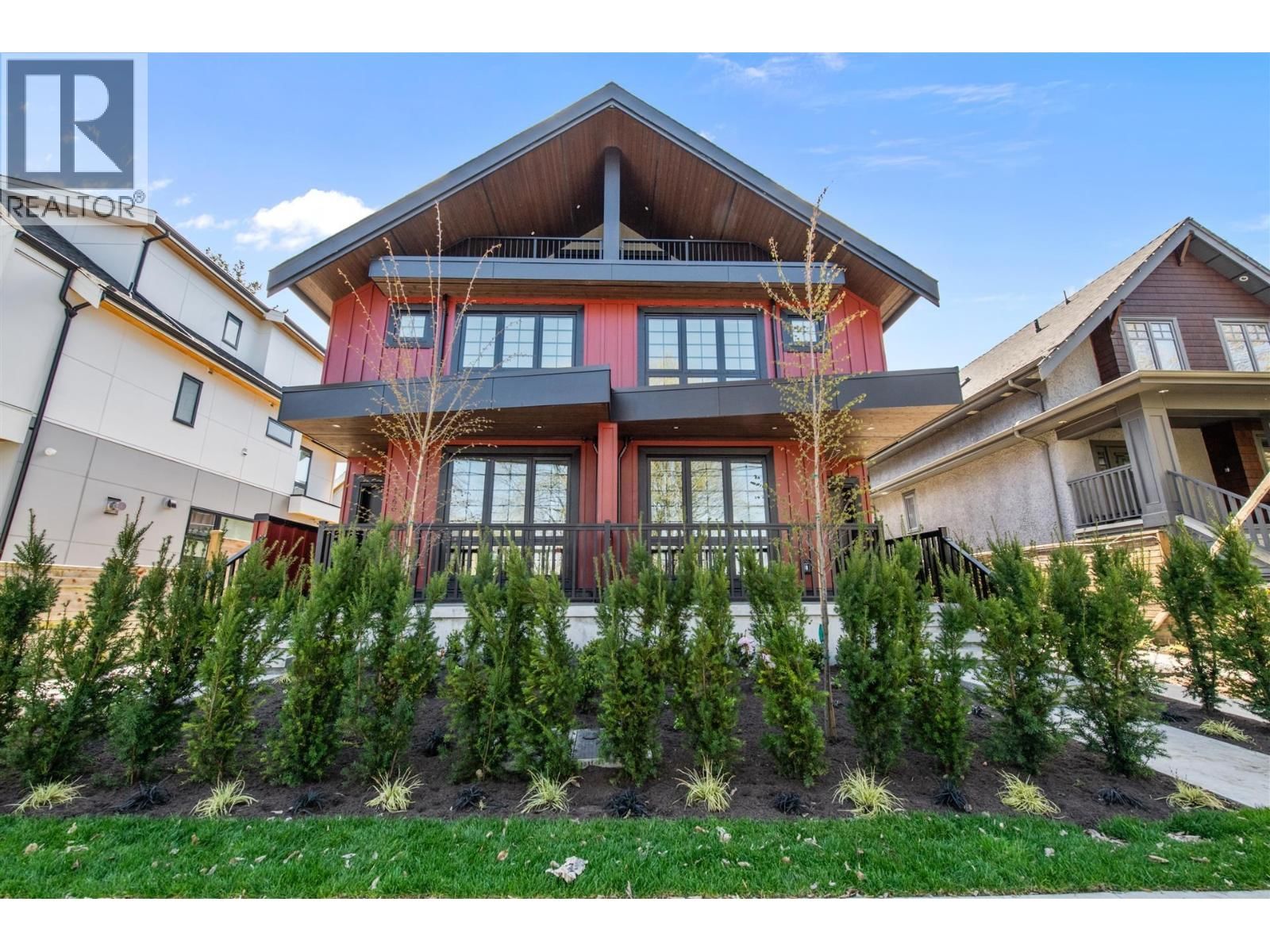 1166 26TH Avenue, Vancouver, British Columbia V5V 2J7
