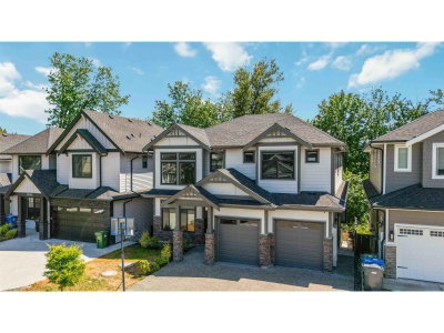29574 CORVINA Court | Abbotsford British Columbia | Slide Image Three