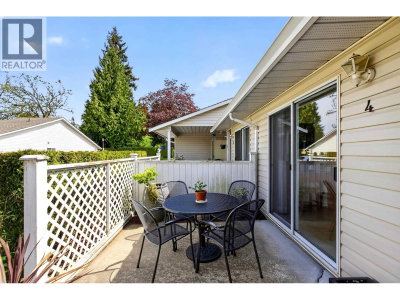 19249 HAMMOND Road | Pitt Meadows British Columbia | Slide Image Twenty-five