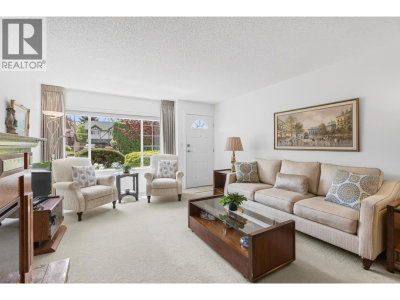 19249 HAMMOND Road | Pitt Meadows British Columbia | Slide Image Six