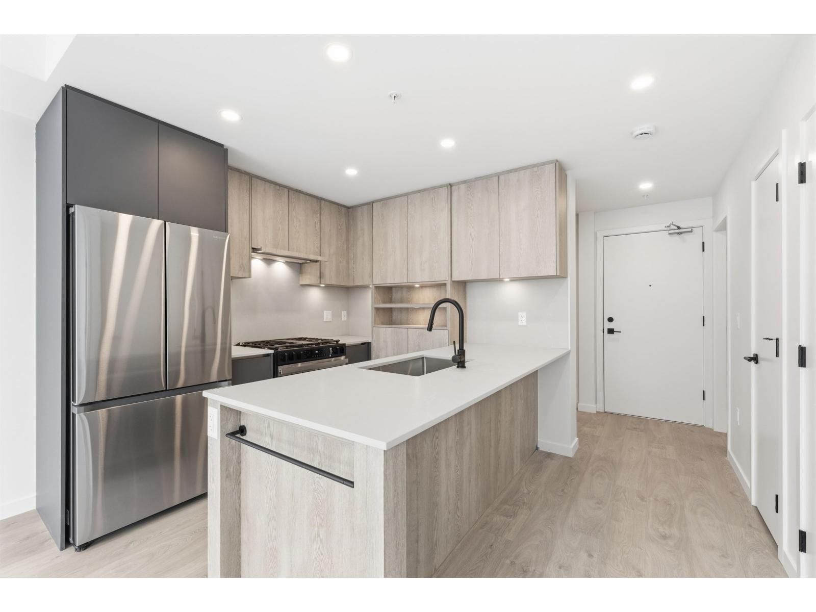19577 65B Avenue, Surrey, British Columbia V4N 6B5