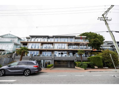 15097 MARINE Drive | White Rock British Columbia | Slide Image Three