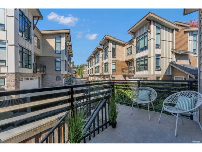 9989 BARNSTON Drive East | Surrey British Columbia | Slide Image Nineteen
